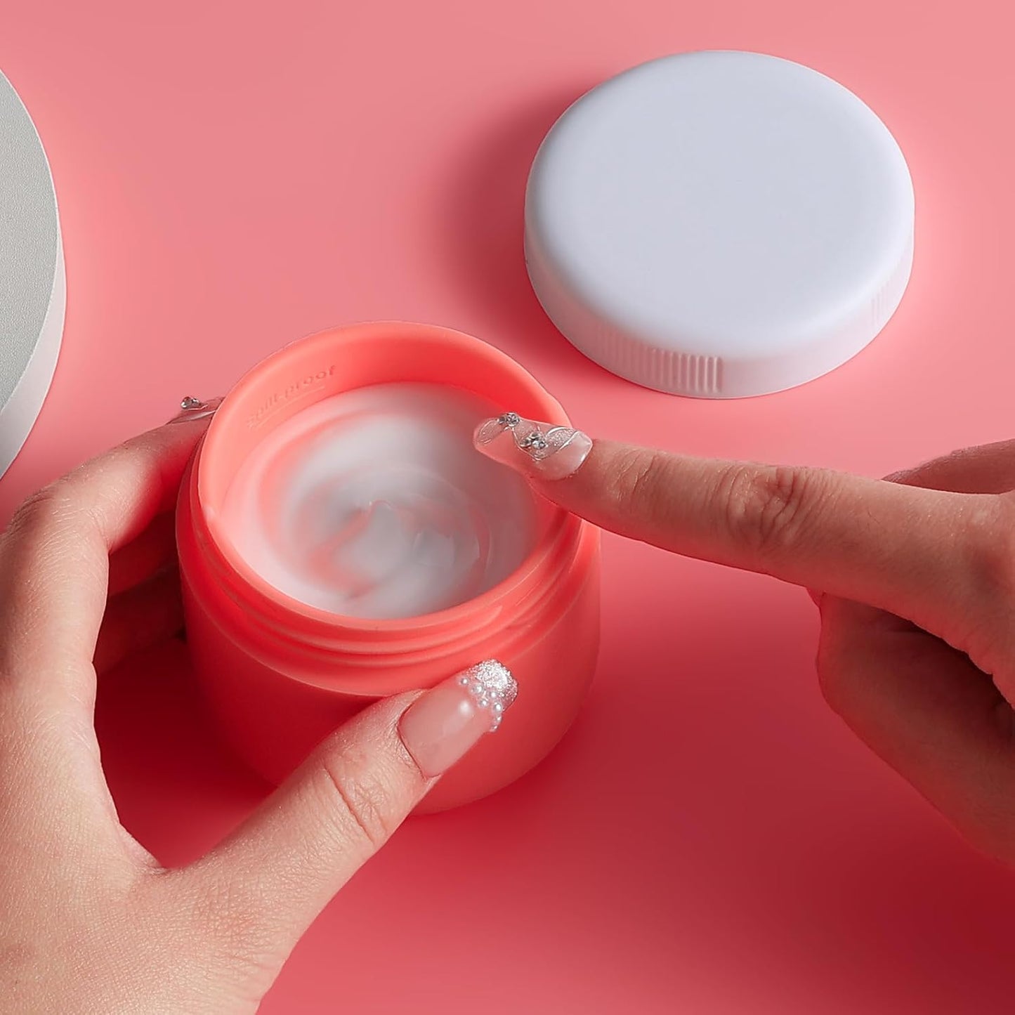 Travel Containers for Toiletries, Silicone Cream Jars BPA-Free, Leak-proof 1.35oz Travel Size Containers, Portable Size Silicone Jars with Lid for Cosmetic Face Hand Body Cream (4 Pack)