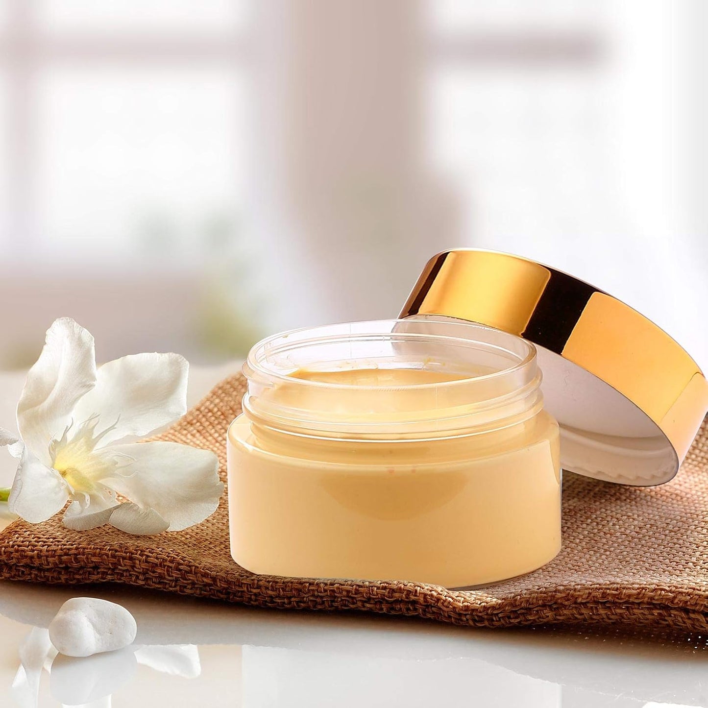 SATINIOR 24 Pieces Empty Clear Plastic Jars with Lids Round Storage Containers Wide-Mouth for Beauty Product Cosmetic Cream Lotion Liquid Butter Craft and Food (Gold Lid,1 oz)