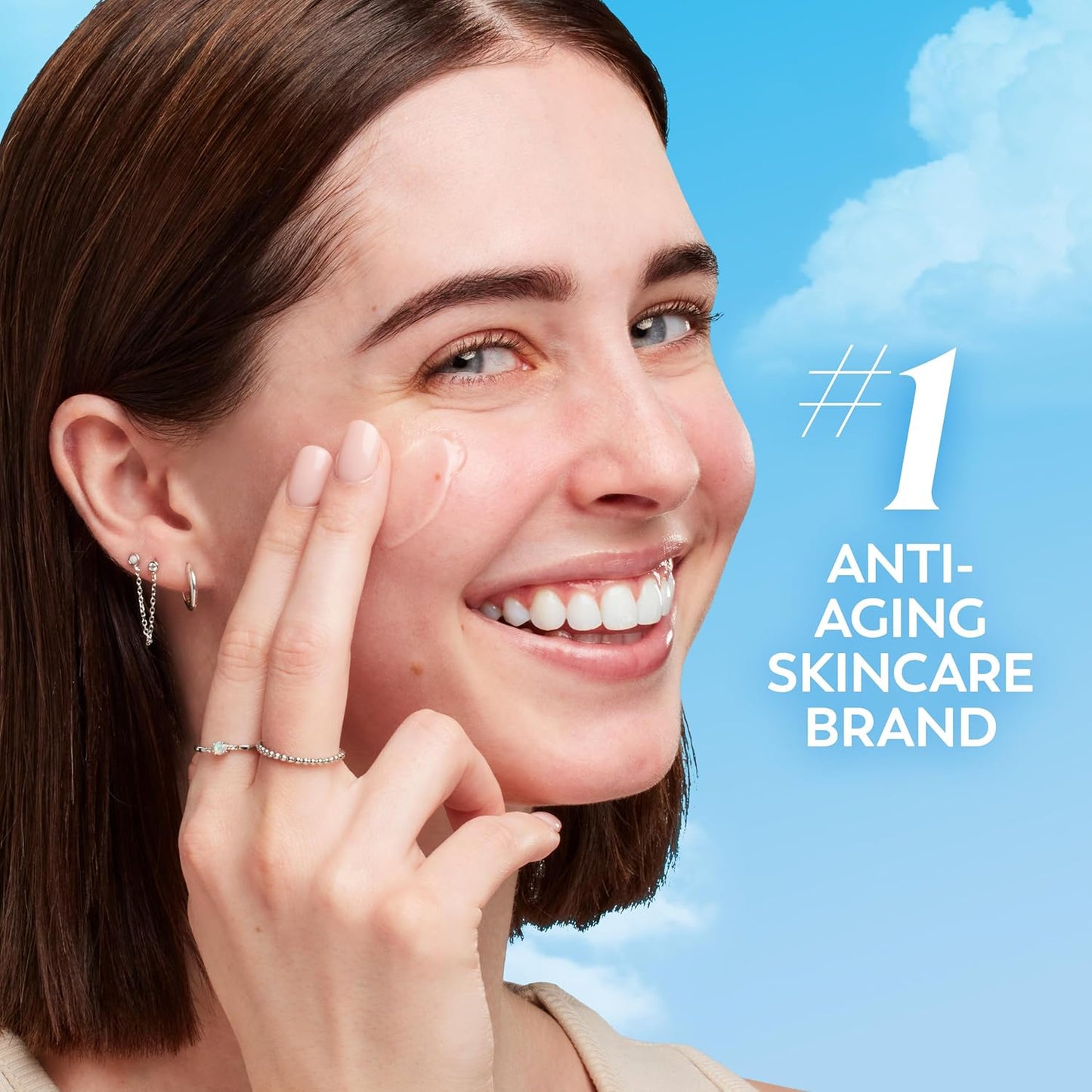 Olay Invisible Sunscreen, SPF 35, 100% Invisible Facial Sunscreen and Makeup Primer - Fragrance-Free, Weightless, No White Cast Broad Spectrum Sun Protection with Vitamin C & E, Aloe Vera, 1.7 Oz